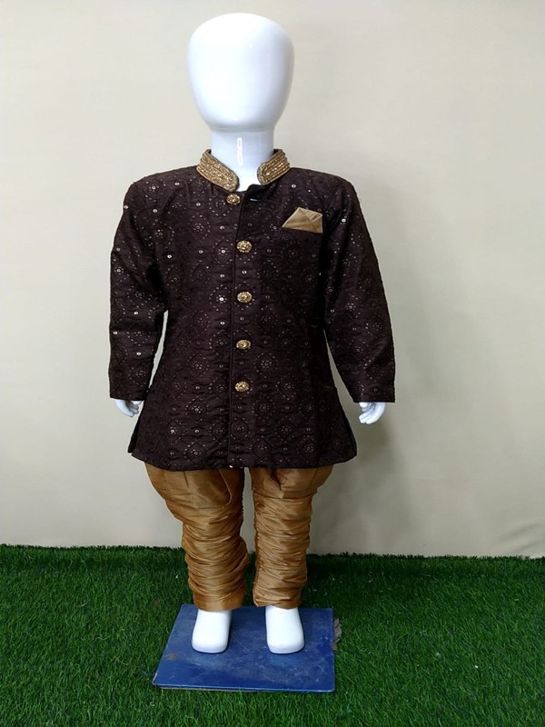 Kurta Pajama with Machine Embroidery