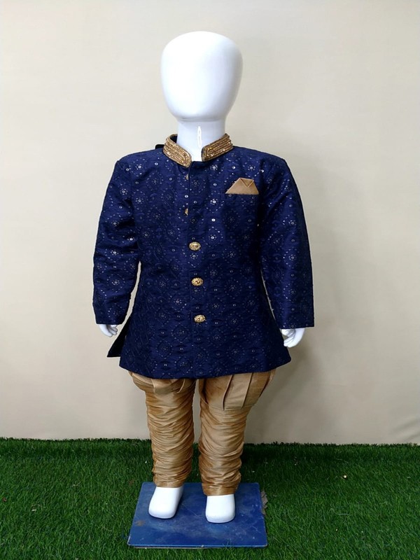 Kurta Pajama with Machine Embroidery