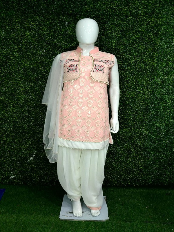 Suit salwar with Machine Embroidery